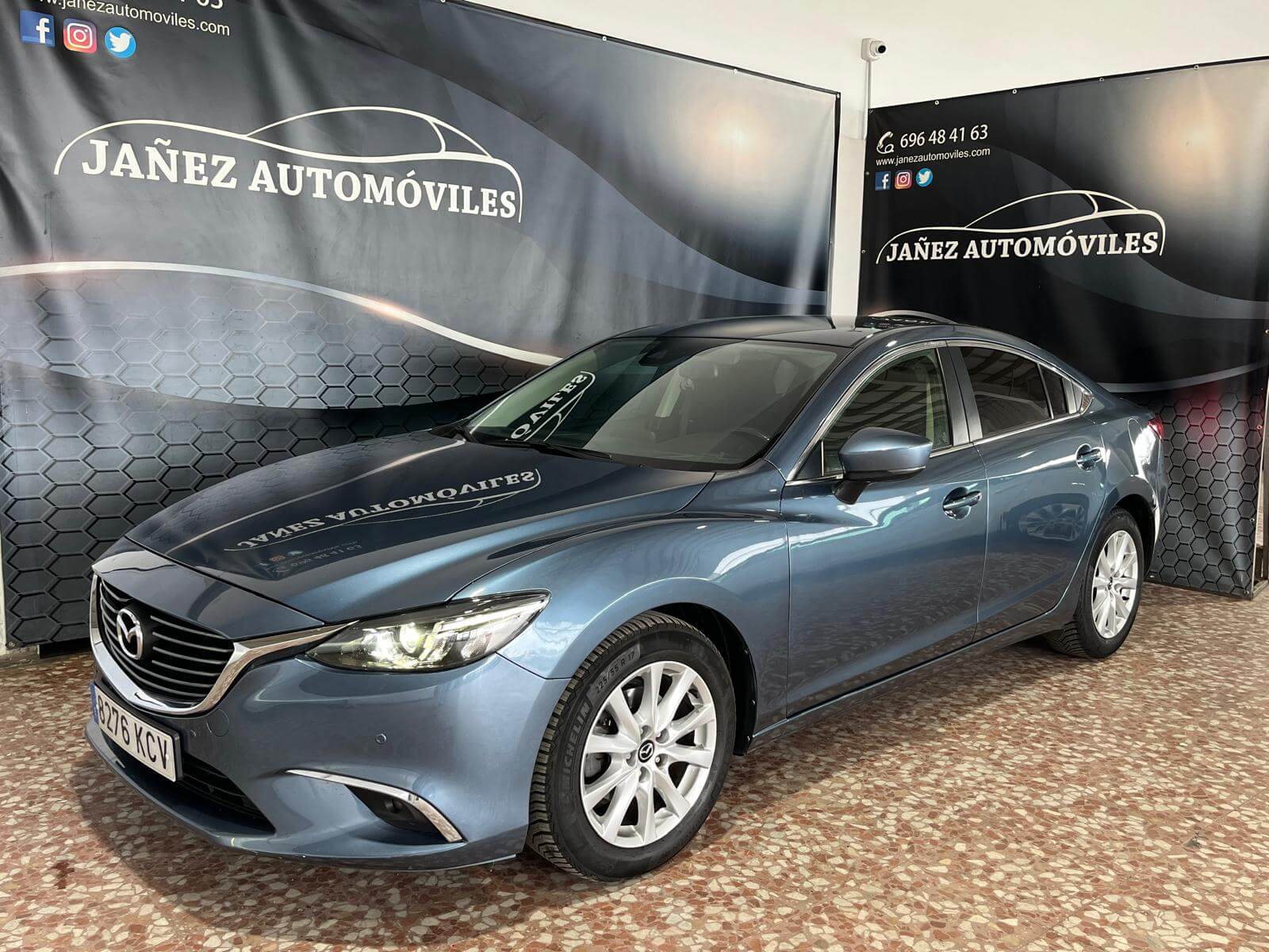 MAZDA 6