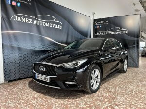 INFINITI Q30