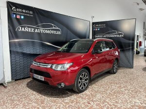 MITSUBISHI OUTLANDER