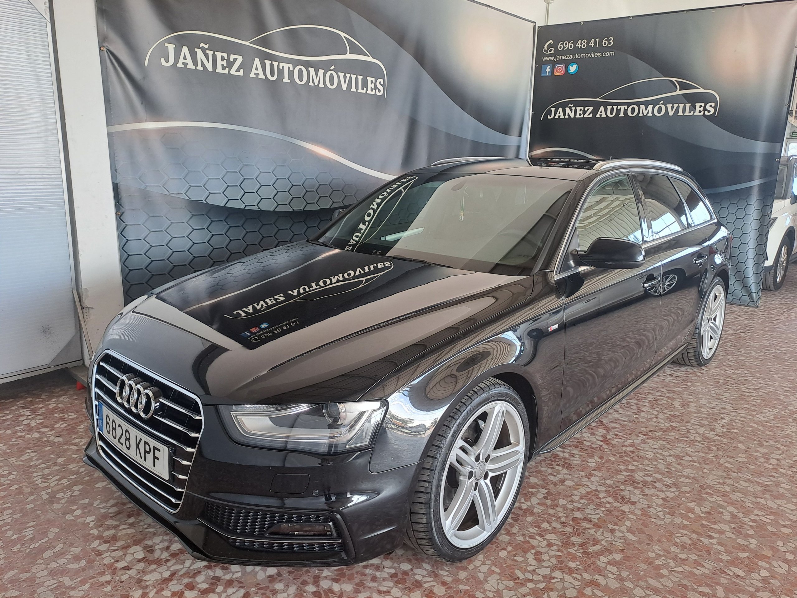 AUDI A4 AVANT