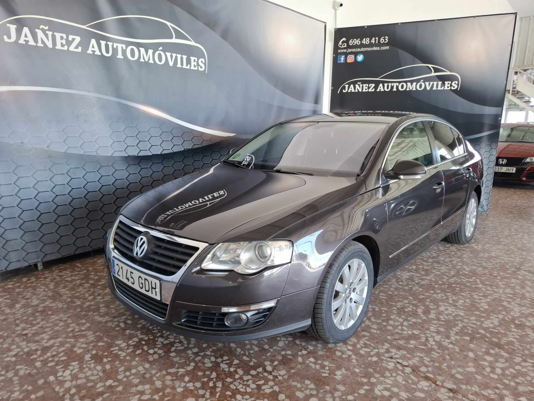 VOLKSWAGEN PASSAT